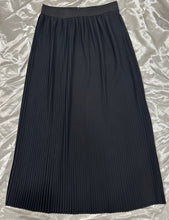 Load image into Gallery viewer, Incity Jeremain Skirt 9009
