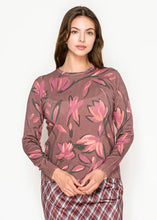 Load image into Gallery viewer, Y Bold Floral Top 5129
