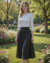 Load image into Gallery viewer, Incity Jeremain Skirt 9009
