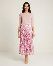 Load image into Gallery viewer, Floral Pleated Skirt
